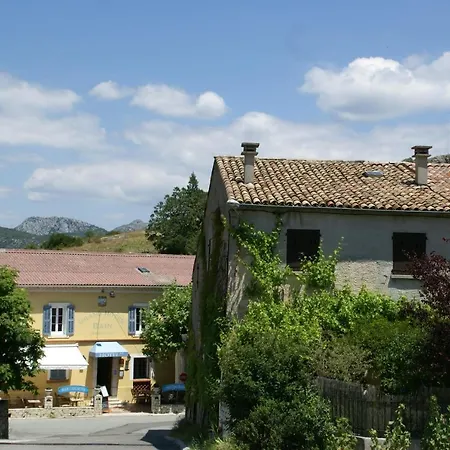 Logis Grand Bain 2*